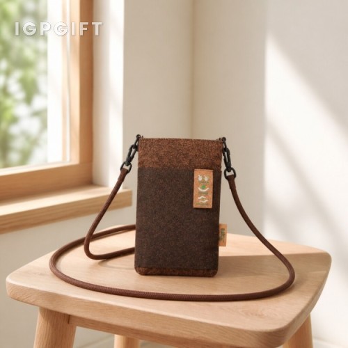 Beg tote telefon daripada serbuk kopi mesra alam