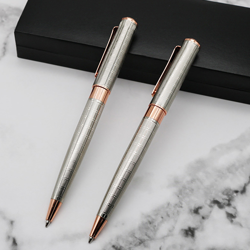 Pen logam Pen logam